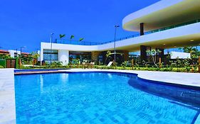 Flat em Muro Alto c/varanda,piscina e self checkin